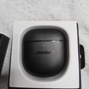 Brand New Bose QuietComfort Earbuds II 2 Ear Wireless Headphones - Black